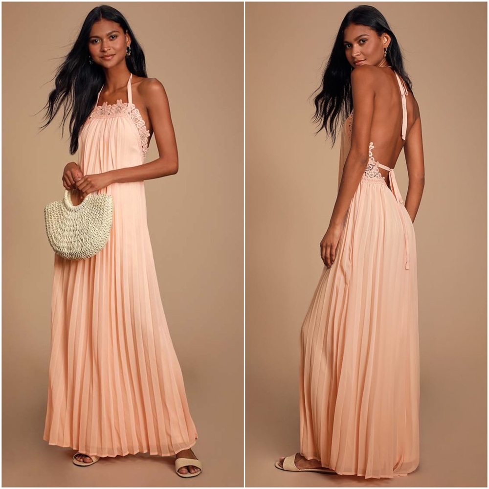 Lulu’s Encinitas Peach Lace Pleated Halter Maxi Dress